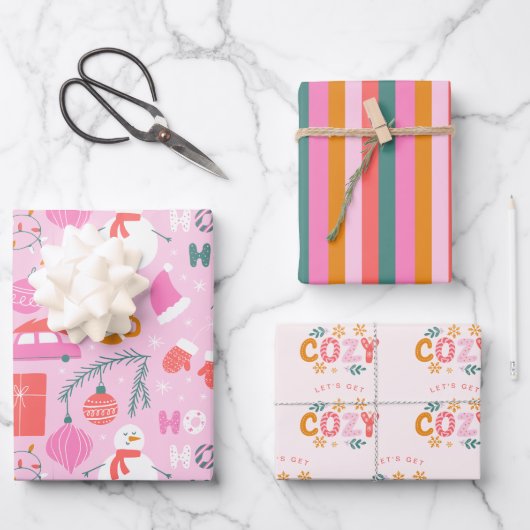 コージーブライトピンク雪だるまクリスマス ラッピングペーパーシート (正面)