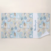 コースタルアクアブルーサンドシーシェルパーソナライズされた ビーチタオル (正面)