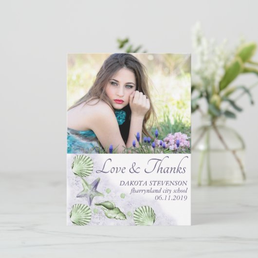 コースタルシック |紫とライムグリーンのシニアフォト サンキューカード (スタンド正面)