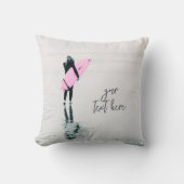 コースタルデコールサーファーピンクサーフボパーソナライズされたード クッション (正面)