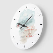 コースタルヒトデビーチ水彩引用文 ラージ壁時計 (傾斜)