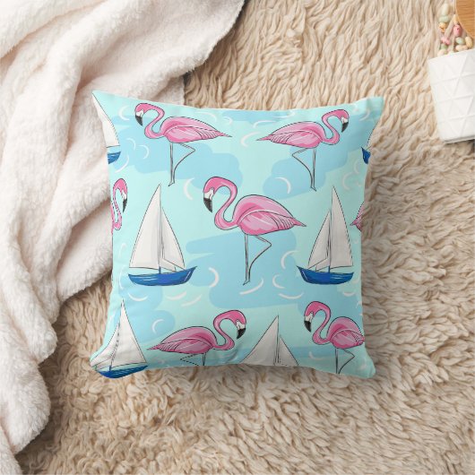 コースタルピンクフラミンゴブルーセーリングボート名門私立校風の クッション (ブランケット)