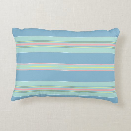 コースタルブルーとシーフォームグリーンストライプの アクセントクッション (裏面)
