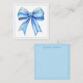 コースタルブルーとホワイトウォーターの色の弓パーソナライズされた ノートカード (正面/裏面)