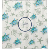 コースタルブルーグリーンウォーターカラーシータートルモノグラム シャワーカーテン (正面)