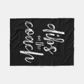 コーチの上に座る フリースブランケット (正面(横))