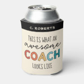 コーチ素晴らしー |最高のパーソナライズされたコーチの贈り物 缶クーラー (缶裏面)