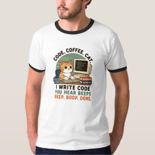 コーディングに猫とコーヒーのプログラマーユーモアイラスト Tシャツ