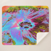 コーナサイケデリックフラワーブルーとマゼンタハイビスカス シェルパブランケット (正面(横))