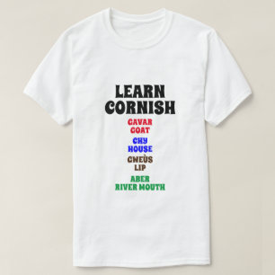 コーニ学ング – ヤギ、家、唇、河口 Tシャツ