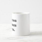 コーヒおもしろいーマグ – 姦淫にはコーヒーが必要 コーヒーマグカップ (中央)