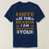 コーヒおもしろいー愛好家のためのコーヒーとバリスタスカフェ Tシャツ (デザイン正面)