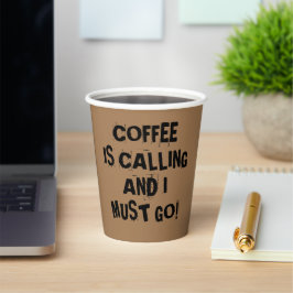コーヒーが呼ばれて私は紙カップに行かなければならない 紙コップ