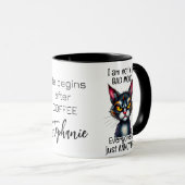 コーヒーが引用文すると不機嫌な猫の命が始おもしろいまる マグカップ (正面右)