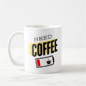 コーヒーが必要：バッテリ低下 コーヒーマグカップ (左)