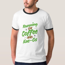 “コーヒーとカオスで走る”Tシャツ