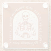 コーヒーとカボチャのスパイスラテで燃料を供給する ガラスコースター (裏面)