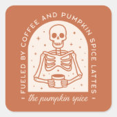 コーヒーとカボチャのスパイスラテで燃料を供給する スクエアシール (正面)