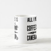 コーヒーとカメラがあればいい おもしろ写真家デザイン コーヒーマグカップ (中央)