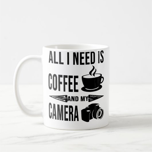 コーヒーとカメラがあればいい おもしろ写真家デザイン コーヒーマグカップ (左)