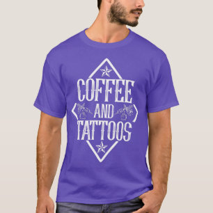 コーヒーとタトゥーTattoo Artistがインキング Tシャツ