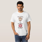 コーヒーとドーナツの最高の友達Tシャツ Tシャツ (正面フル)