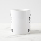 コーヒーとドーナツを飲食べみる ジャンボコーヒーマグカップ (正面)