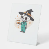 コーヒーとハロウィーンナースウィッチハットClを着用 台座サイン (正面)