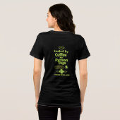 コーヒーとバグで動くPython開発者 トライブレンドTシャツ (裏面全面)