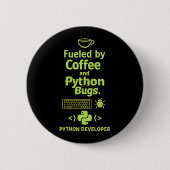 コーヒーとバグで動くPython開発者 缶バッジ (正面)