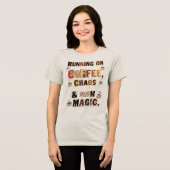 コーヒーと混乱とマジックママで走り回る トライブレンドＴシャツ (正面全面)