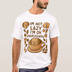 コーヒーと犬の幼児ティーで燃料 Tシャツ