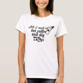 コーヒーと犬好きのTシャツ - 笑える犬ママの服 Tシャツ (正面)