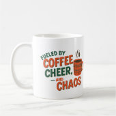 コーヒーと陽気さとカオスに支えられて Personalized コーヒーマグカップ (左)