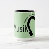 "コーヒーと音楽は平和" ツートーンマグカップ (中央)