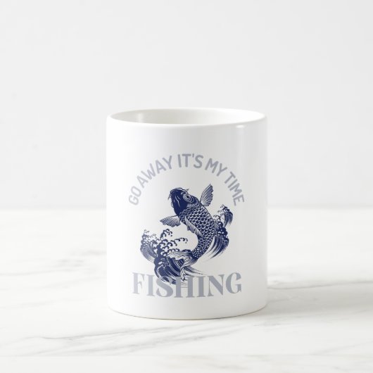 コーヒーと魚釣りに夢中 – Perfect Mug for Angle コーヒーマグカップ (中央)