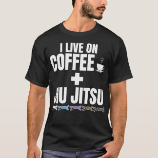 コーヒーとBJJブラジル柔術に住む Tシャツ