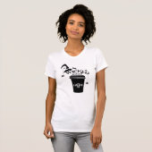 コーヒーなしでは悪魔的な – 面白い魔法使いコーヒー愛好家 Tシャツ (正面フル)
