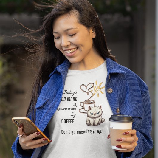 コーヒーのおかげでハッピー Tシャツ