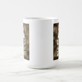 コーヒーのデカフ前の死 コーヒーマグカップ (中央)