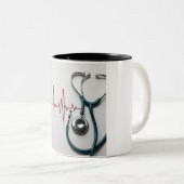 コーヒーのビートを聞く ツートーンマグカップ (正面右)