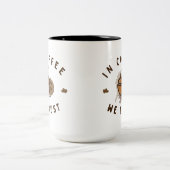 コーヒーの中で我々は信頼すおもしろいる ツートーンマグカップ (中央)