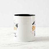 コーヒーの悲鳴と砂糖のハロウィーン ツートーンマグカップ (中央)
