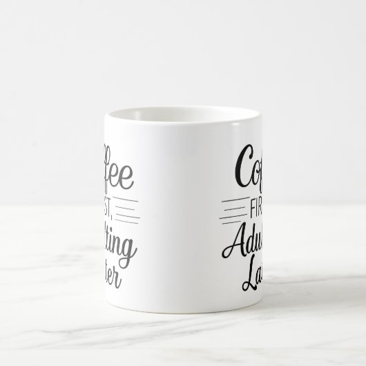 コーヒーの最初の姦淫の後のマグカップ コーヒーマグカップ (中央)