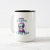 「コーヒーは常に良いアイディア」エイリアンマグカップ15oz ツートーンマグカップ (正面左)