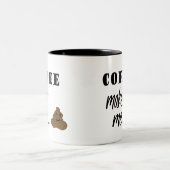 コーヒーは私にウンチの単語の芸術のマグをします ツートーンマグカップ (中央)