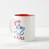 コーヒーは私の安全な場所 – 居心地の良いミニマリストアート ツートーンマグカップ (正面左)