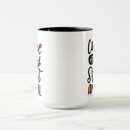 コーヒーは私の精神の動物で、手で文字 マグカップ (中央)