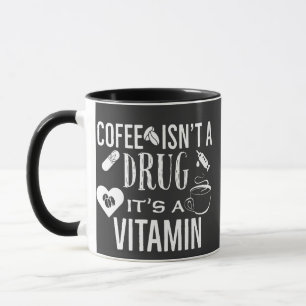 コーヒーは薬物ではなくビタミン コーヒー好き  マグカップ