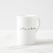 コーヒーは醸造マグ ボーンチャイナマグカップ (正面右)